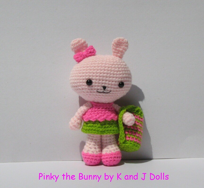 Pinky the Bunny with 2 Outfits and bag, PDF Crochet Pattern - Image 2