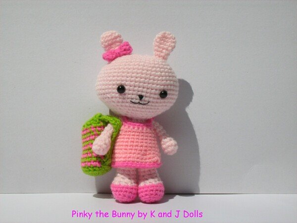 Pinky the Bunny with 2 Outfits and bag, PDF Crochet Pattern