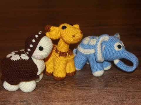 Munteres Blumentier-Trio - Amigurumi Häkelanleitungen