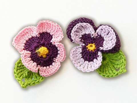 Stiefmütterchen mit den Blättern, 2 Var., ca. 6 cm x 4 cm