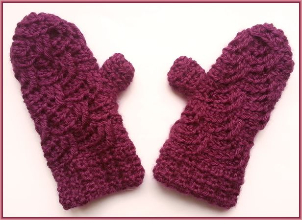 Mittens and Wristwarmers "Icicle"