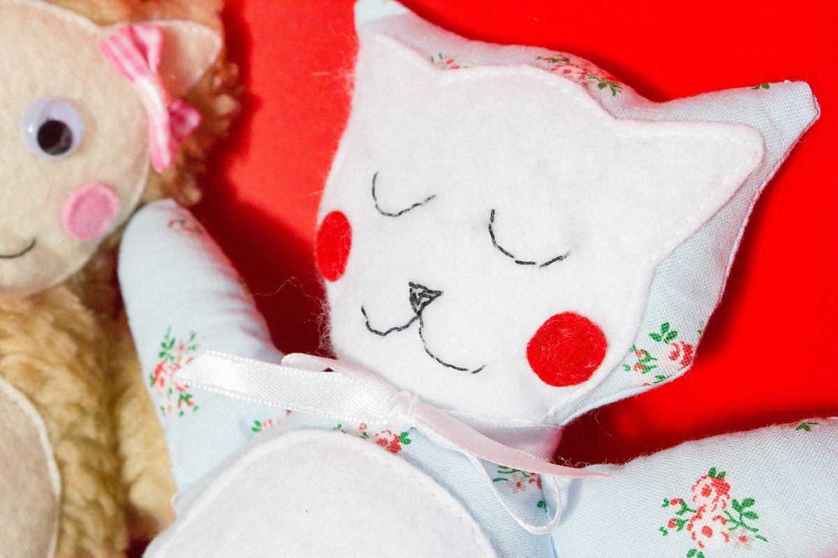 Kostenlos - Schnittmuster &amp; Nähanleitung Kuschelmieze