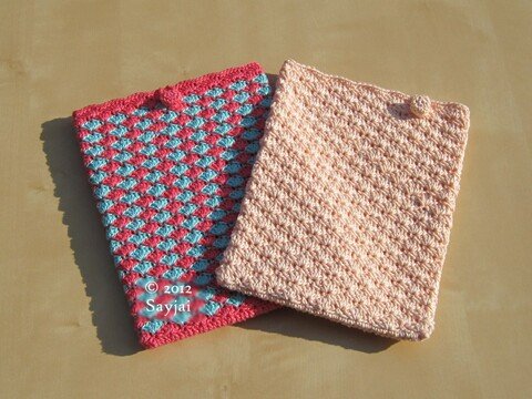 Himbeer-blaue iPad Hülle Häkelanleitung (PDF)