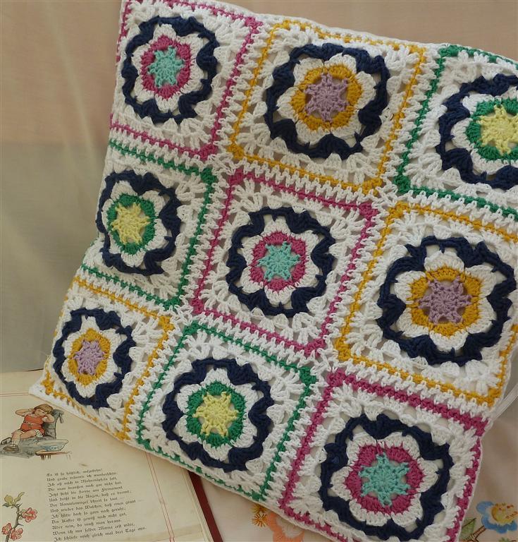 Kissen aus Granny Square H&auml;kelanleitung - Bild 4