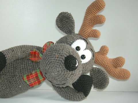 2 in 1: Trophäe und großes Kuscheltier Eddie Elch, Schlenkertier Häkelanleitung als PDF