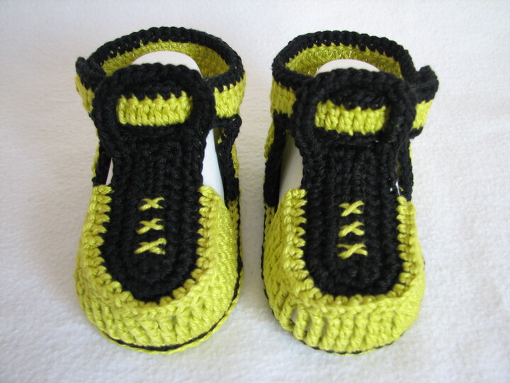 Häkelanleitung Babysandale "Sandy"