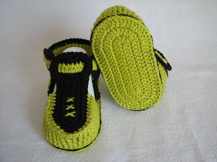 Häkelanleitung Babysandale "Sandy"