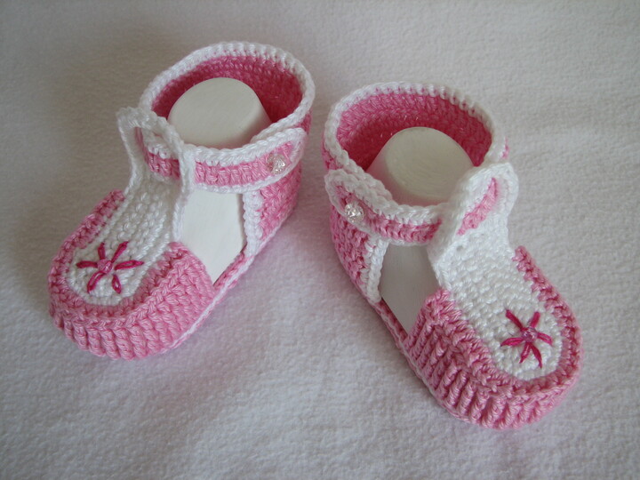 Häkelanleitung Babysandale "Sandy"