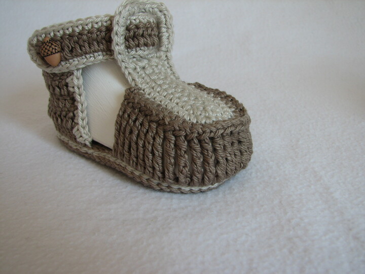 Häkelanleitung Babysandale "Sandy"