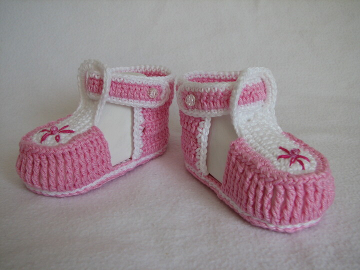 Häkelanleitung Babysandale "Sandy"