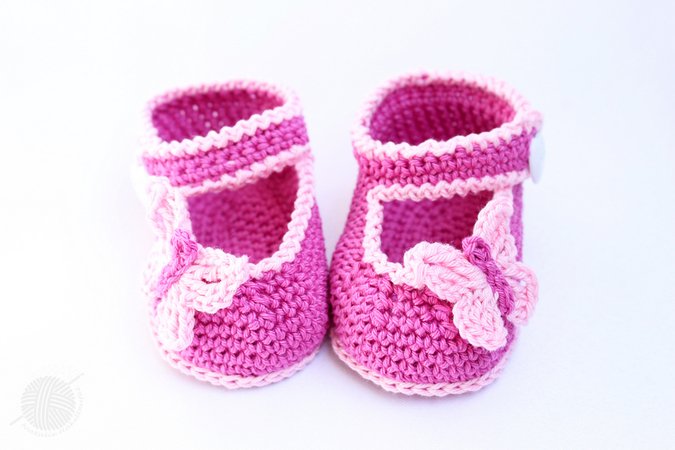 Baby shoes "Butterfly" Size 0 to 12 m.