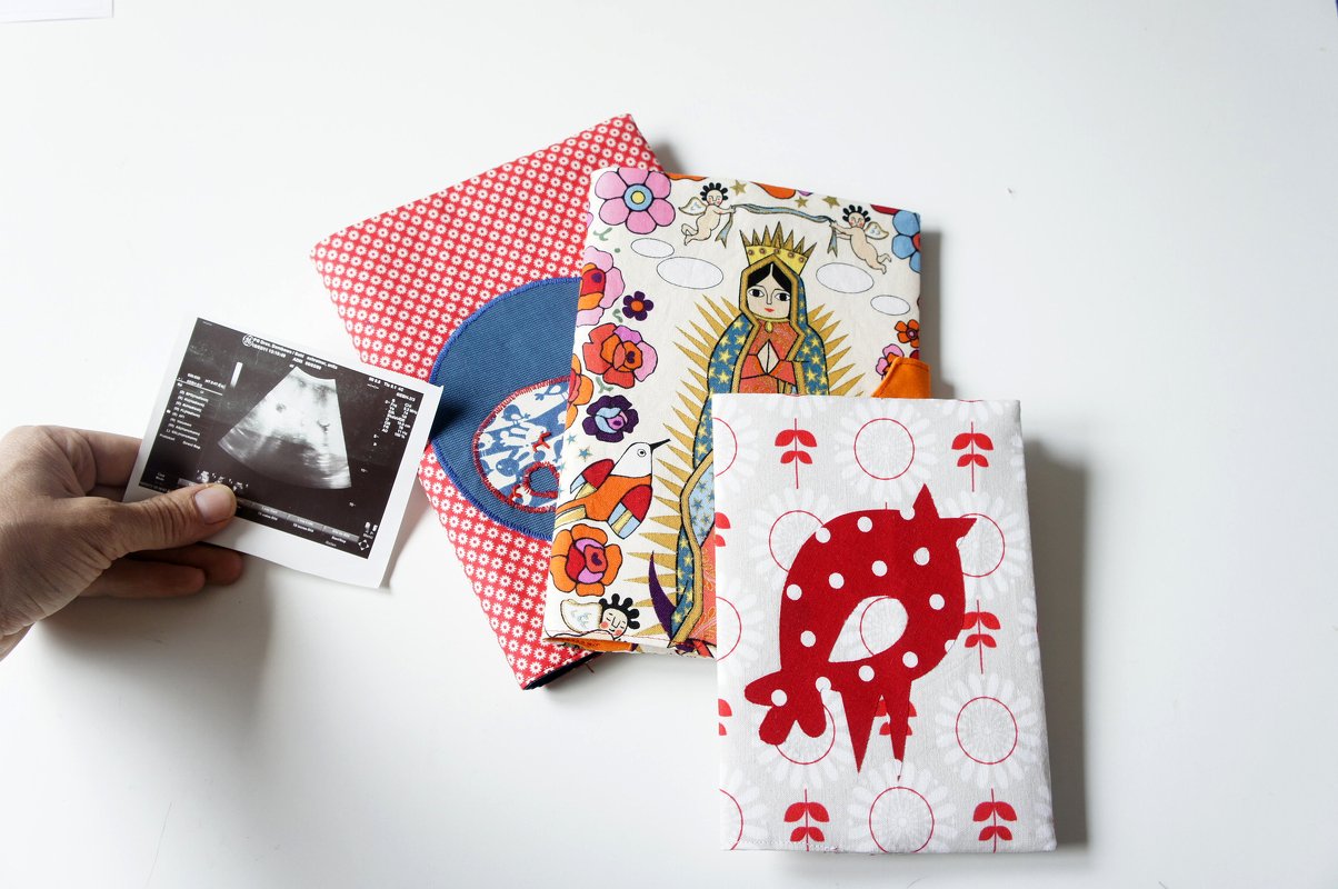 Sparpreis -Schnittmuster Set: Nähanleitung U-Heft-Hülle und Mutterpasshülle - Bild 4