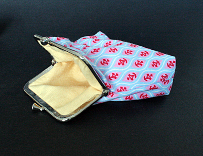 Nähanleitung Clipbörse Geldbeutel mit Taschenbügel