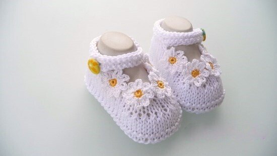 Strickanleitung - Babyschuhe - Gänseblümchen - No.95