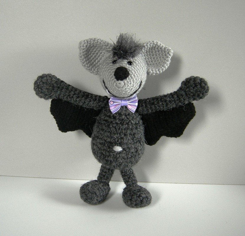 Freche Fledermaus Flatterklaus, Häkelanleitung als PDF - Bild 3