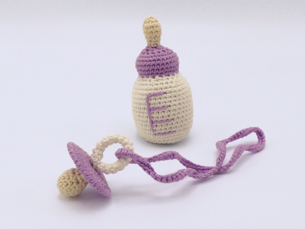 Häkelanleitung: Schnuller & Babyflasche - Bild 4