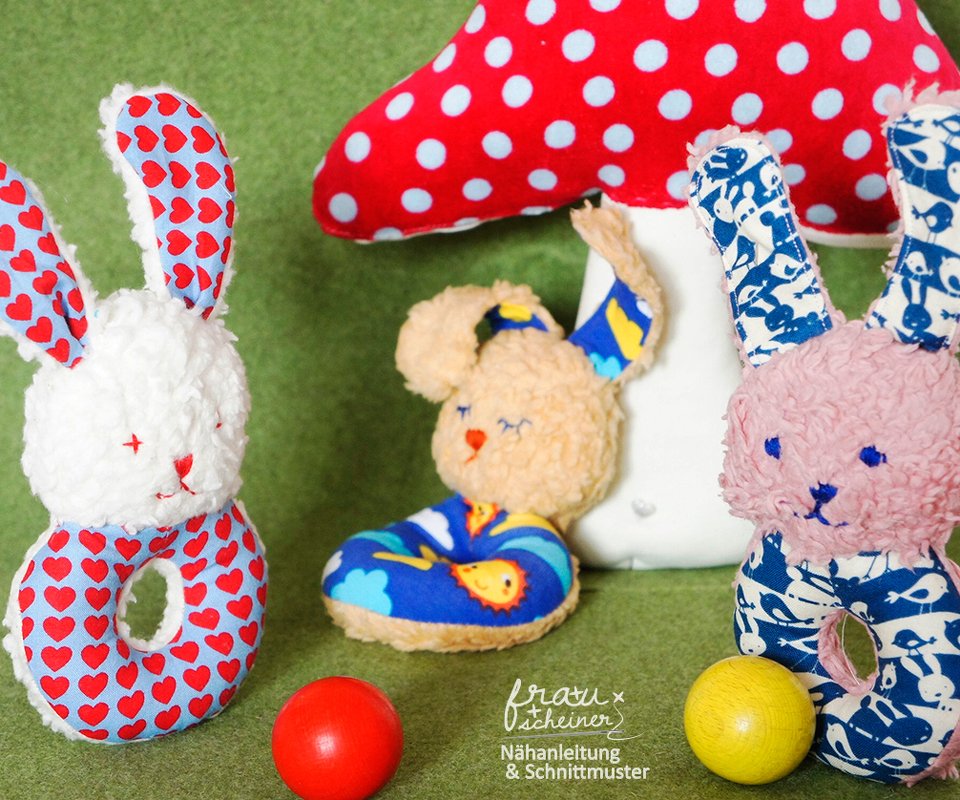 Babyrassel Hase Finn Nähanleitung und Schnittmuster