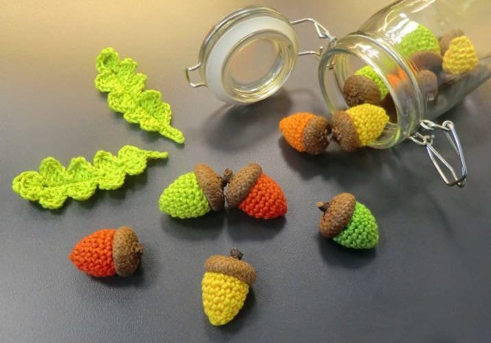Häkelanleitung kostenlos | Gehäkelte Eicheln