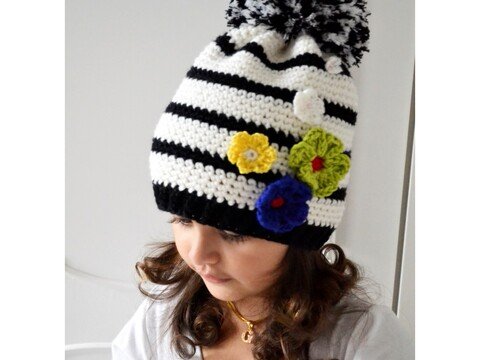 Bommelmütze "Stripes & Flowers" Häkelanleitung 