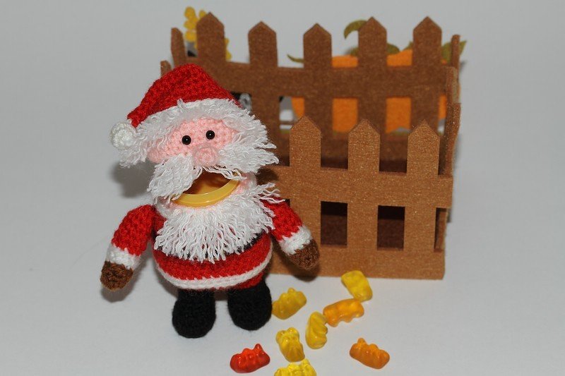 Häkelanleitung Sweepies Ü-Weihnachtsmann - Bild 2