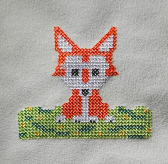 Stickdatei im Kreuzstich: Die Waldtiere sind los