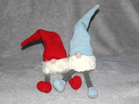 Christmas Gnome Crochet Pattern – Amigurumi Gnome, English & German