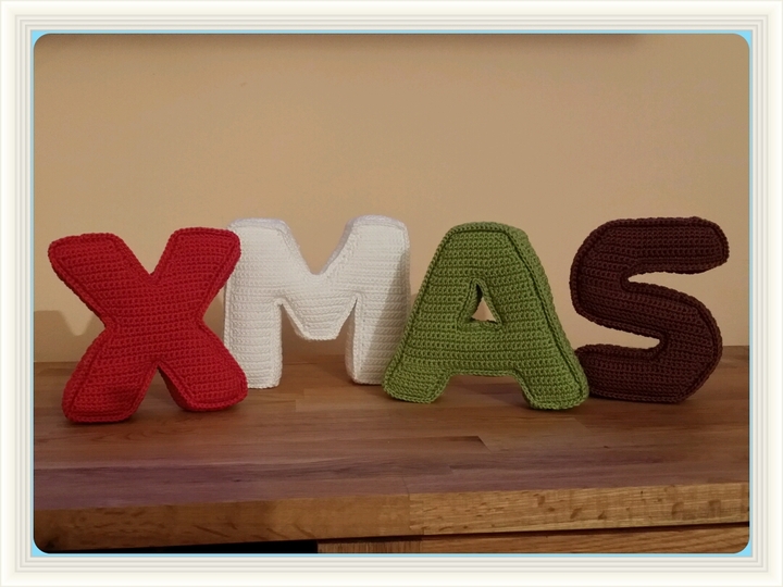 Häkelanleitung 3D Buchstaben XMAS