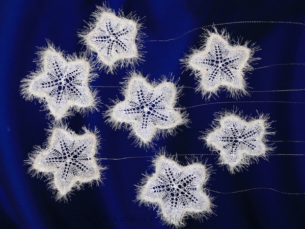 Schneeflocken stricken - Deko Ideen für Weihnachten