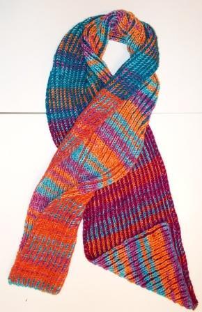 Schal im 2-farbigen Patentmuster - kostenlose Strickanleitung
