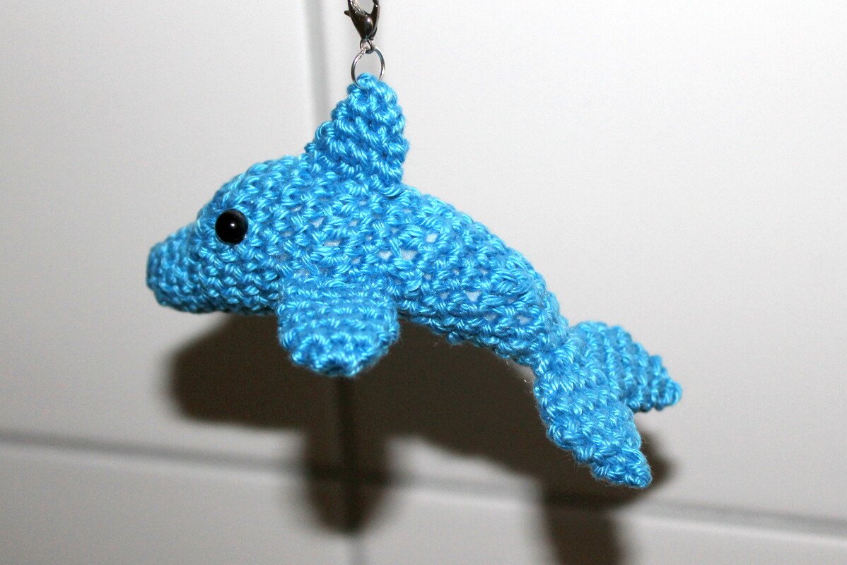 Häkelanleitung Schlüsselanhänger Delfin