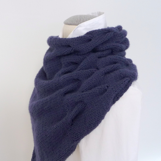 Knitting Pattern - Cable-Knit Triangular Scarf - No.110E