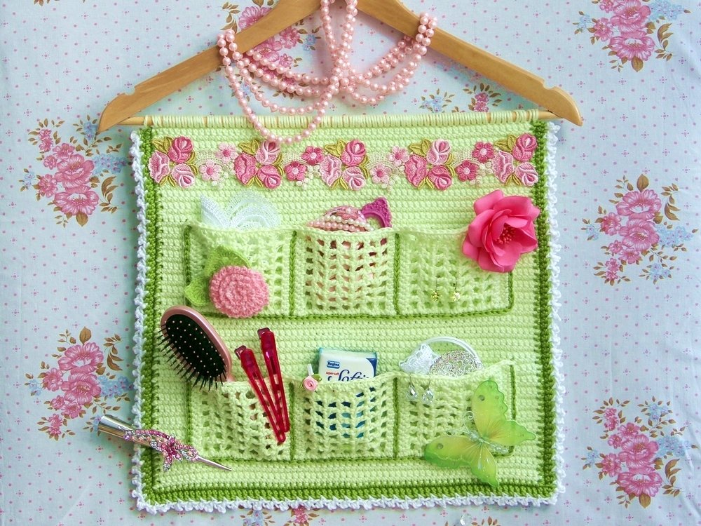 Hänge-Utensilo für Kinderzimmer oder Bad - Häkelanleitung