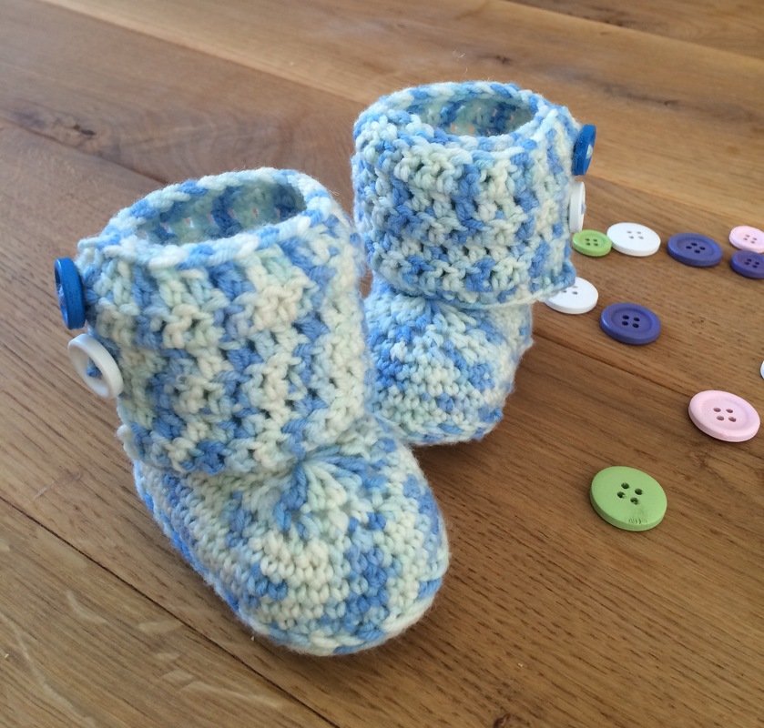 Häkelanleitung Baby Boots mit Knöpfen - Bild 2