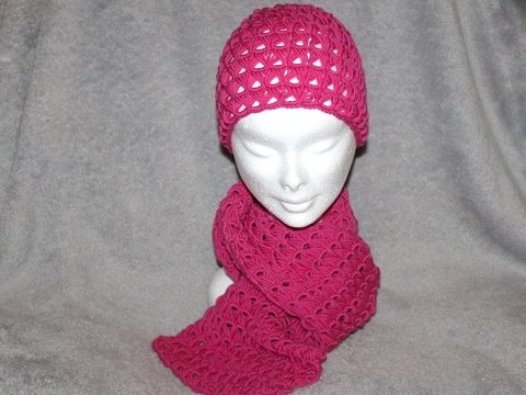 Häkelanleitung Frühlingsmütze und Schal im Set drei Größen