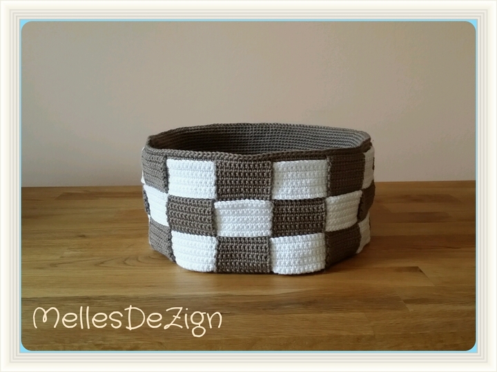 Häkelkorb / Utensilo