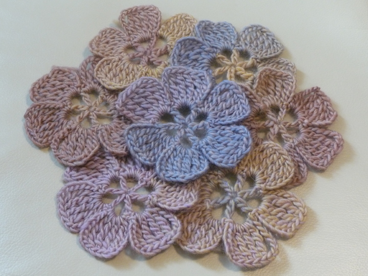 Blume gehäkelt