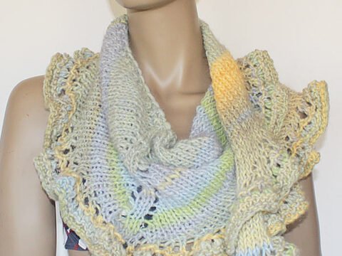 Strickanleitung Halstuch mit Rüsche