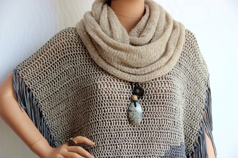 Ultra-light Infinity Scarf / Loop / Bolero