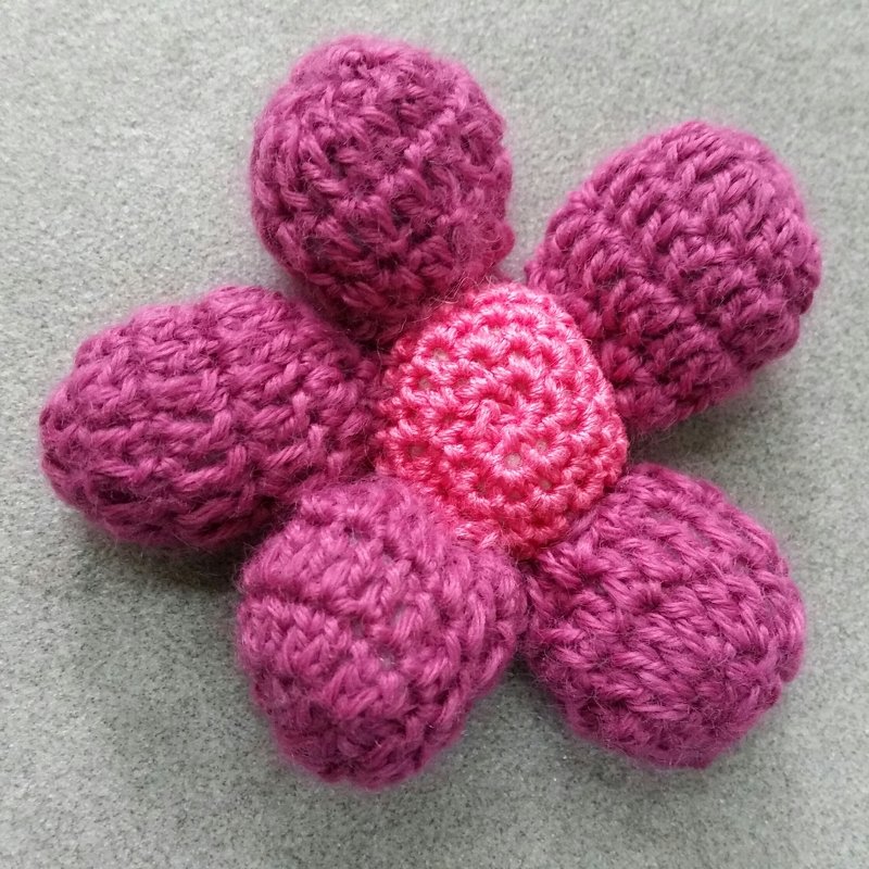 Häkelanleitung "kleiner Blumengruß" - Bild 4