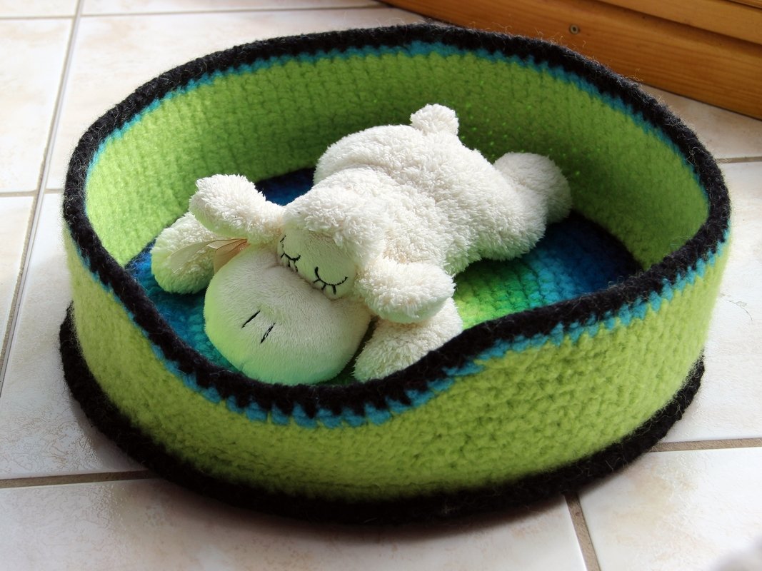 Kleiner bunter Katzenkorb - Häkel-Filz-Anleitung - Bild 4