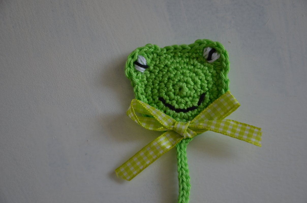 Häkelanleitung Lesezeichen Froschkönig - Bild 2