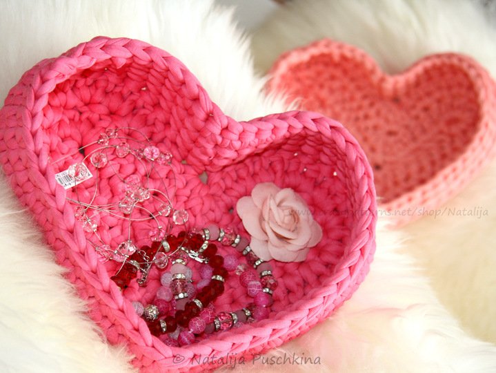 K&ouml;rbchen f&uuml;r Kleinkram 'Herz' aus Stoffgarn 