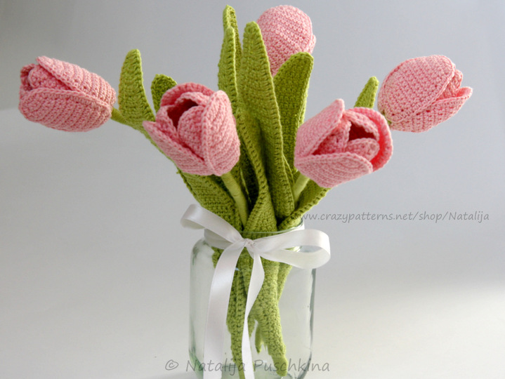 Häkelanleitung für immer frischen Blumenstrauß mit Tulpen