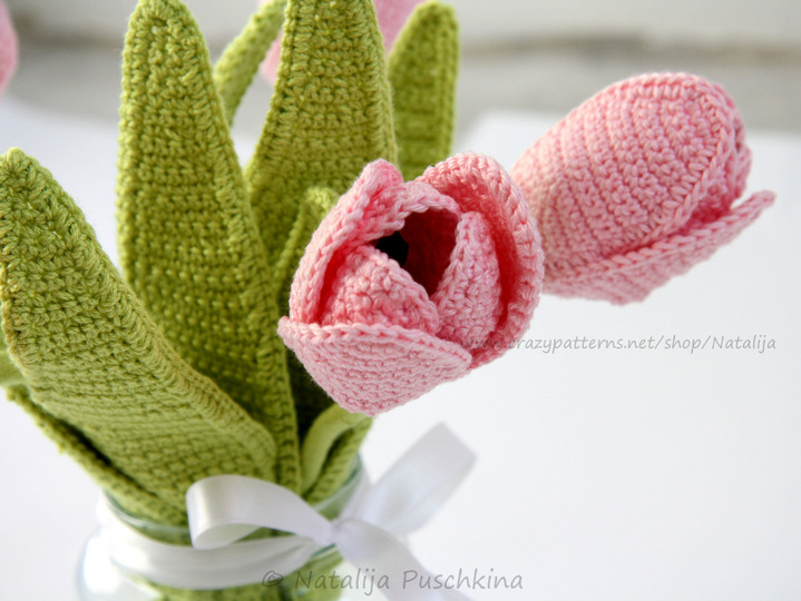 Häkelanleitung für immer frischen Blumenstrauß mit Tulpen