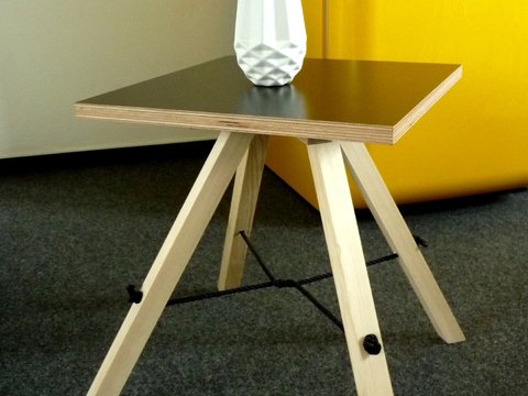 Bauanleitung für Beistelltisch "KIRI"