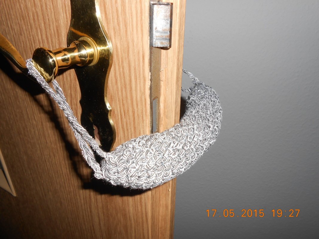 Tür-Stopp-Schutz (Zugluft)