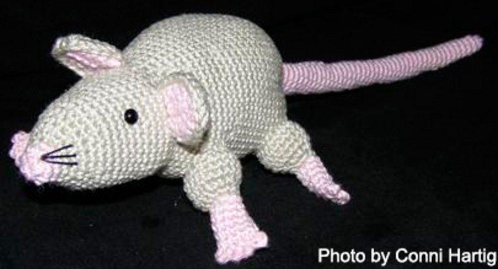 amigurumi rat bibi crochet PDF pattern tutorial crochet animal designed by Conni Hartig file ebook