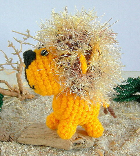 Kleine und niedlich Löwe Ludwig, Häkelanleitung als PDF