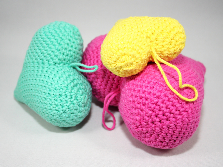 Herzen - 3 Größen - Häkelanleitung