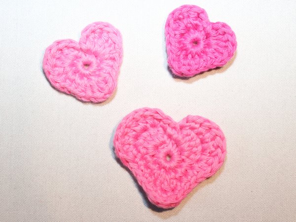Hearts - 2 sizes - Free Crochet Pattern